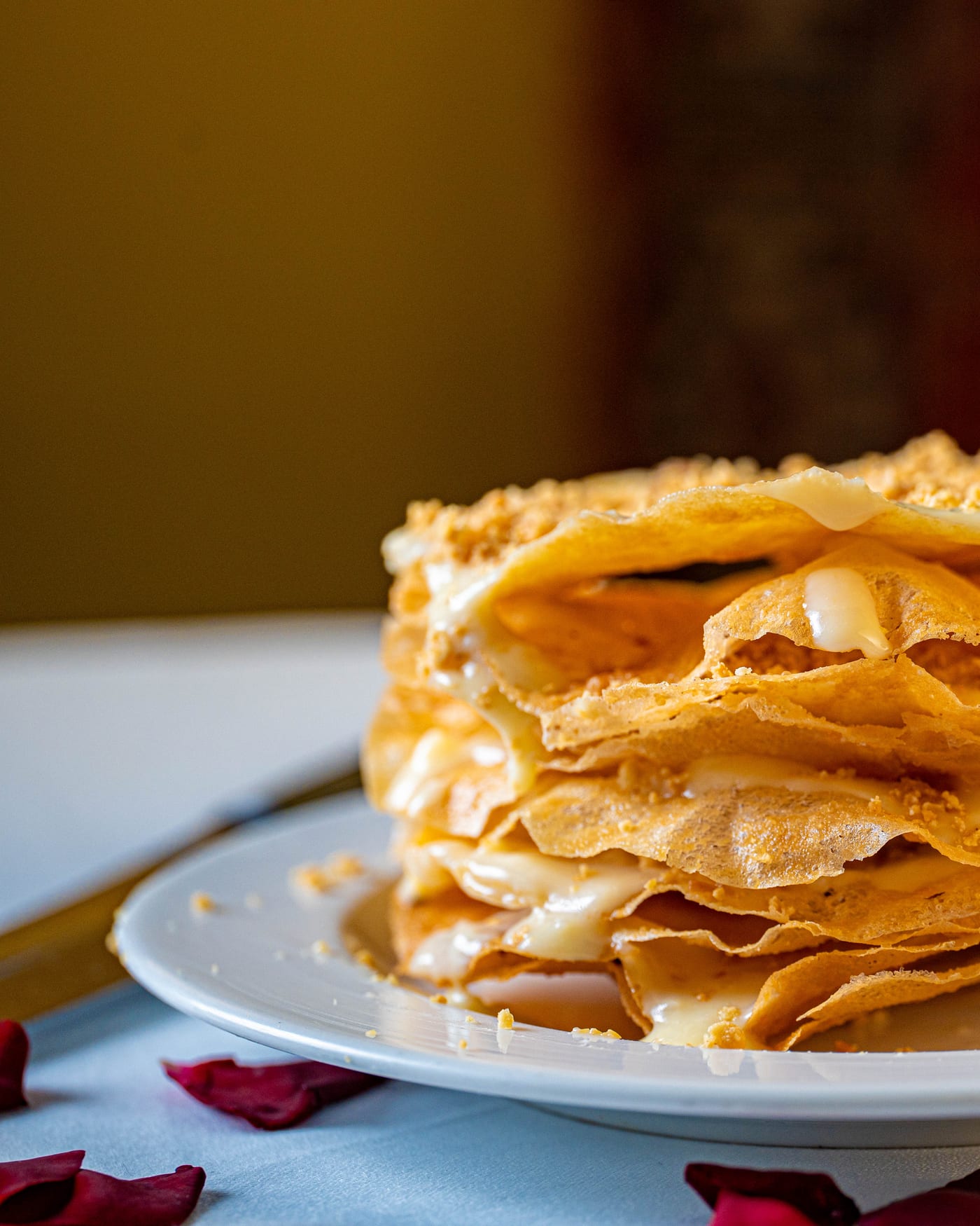 Milk pastilla dessert